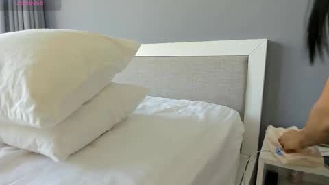 Lia online show from 09/10/25, 03:17