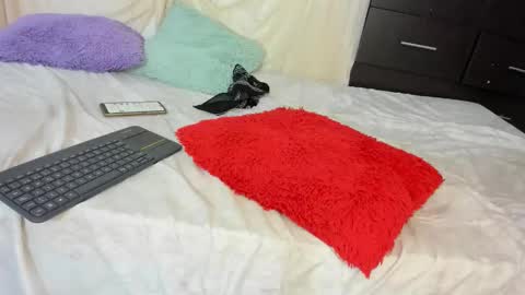 Lia online show from 10/03/25, 11:51