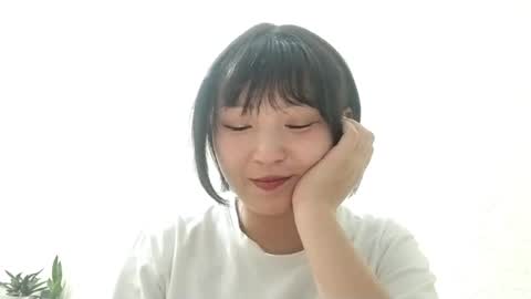 Snapshot of libbiepostlethwaite chatting on 05/06/26, 04:34 Molly online show from 05/06/26, 04:34