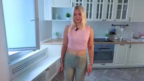 Im Monica online show from 07/25/26, 01:25