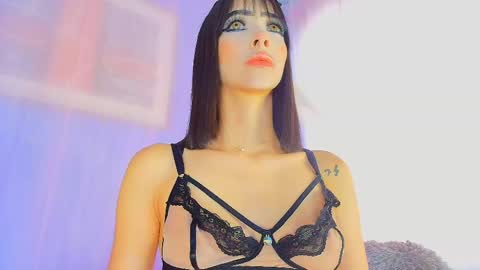 Snapshot of liccy_hall chatting on 05/07/26, 11:37 Valentina Hall online show from 05/07/26, 11:37