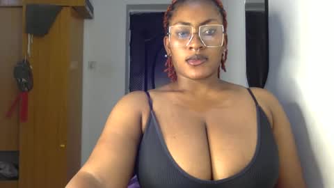 Snapshot of lick_my_pussyyy226651 chatting on 12/17/24, 10:43 caira online show from 12/17/24, 10:43