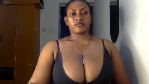 Snapshot of lick_my_pussyyy226651 chatting on 01/14/25, 09:30 caira online show from 01/14/25, 09:30