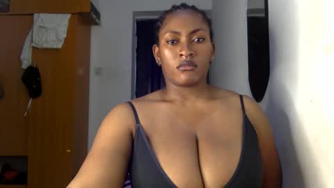 Snapshot of lick_my_pussyyy226651 chatting on 02/06/25, 11:48 caira online show from 02/06/25, 11:48