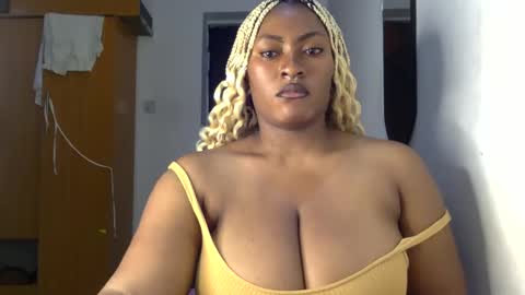 Snapshot of lick_my_pussyyy226651 chatting on 02/11/25, 10:18 caira online show from 02/11/25, 10:18