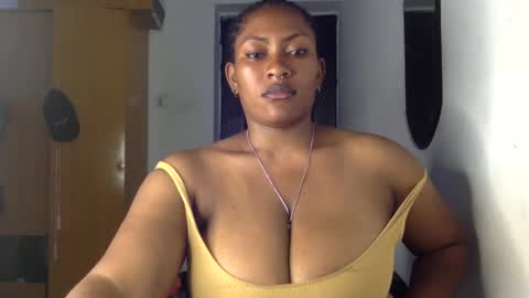 Snapshot of lick_my_pussyyy226651 chatting on 03/12/25, 03:35 caira online show from 03/12/25, 03:35