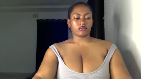 Snapshot of lick_my_pussyyy226651 chatting on 10/13/25, 11:05 caira online show from 10/13/25, 11:05