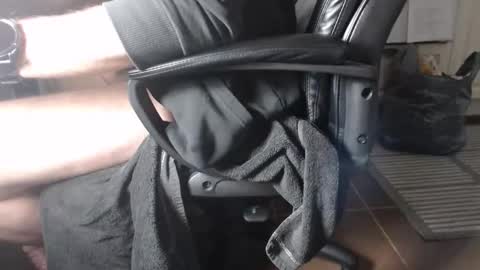 lickerxx46 online show from 04/04/26, 05:32