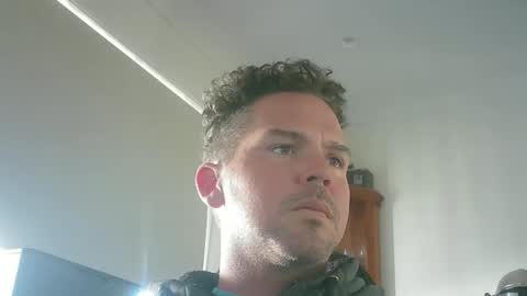 Snapshot of lickitwell29 chatting on 10/02/25, 10:28 lickitwell29 online show from 10/02/25, 10:28