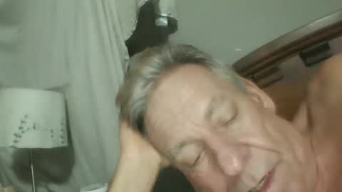 lickmysnowballs online show from 01/17/25, 09:39