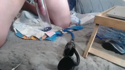 lickurlipz1 online show from 01/29/25, 06:39