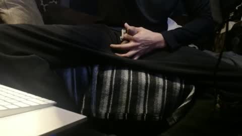 lickurlipz1 online show from 12/02/25, 08:52