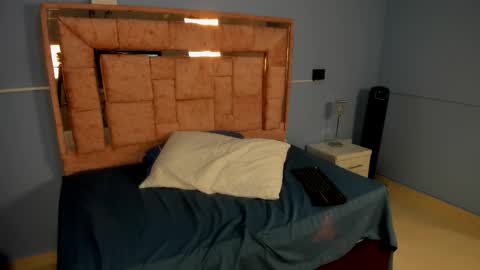 Snapshot of licky_lov chatting on 09/09/25, 03:17 licky_lov online show from 09/09/25, 03:17