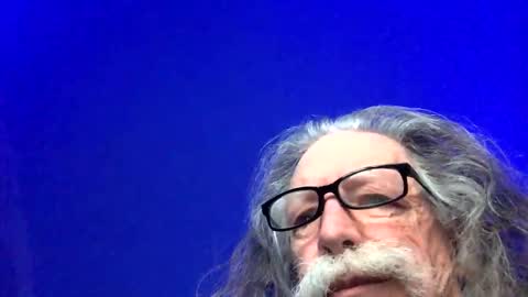 Snapshot of lickyouryoni chatting on 12/27/24, 03:37 LickYourYoni online show from 12/27/24, 03:37