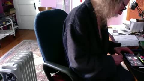 Snapshot of lickyouryoni chatting on 03/22/26, 03:59 LickYourYoni online show from 03/22/26, 03:59