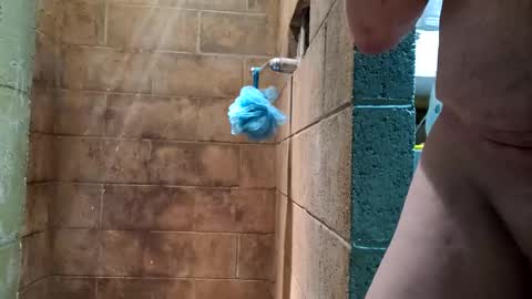 Licorice10 online show from 12/22/24, 06:39