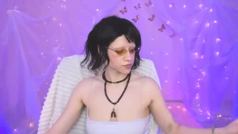 Hey My name is Lida online show from 05/19/26, 09:15