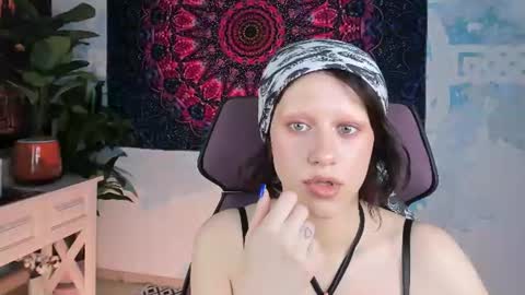 Hey My name is Lida online show from 06/19/26, 11:36