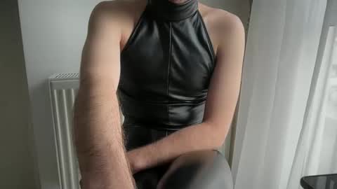 SofieXxxDoll online show from 04/15/26, 10:00