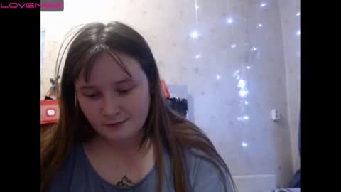 light_lunaa online show from 12/23/24, 10:21