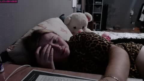 light_lunaa online show from 09/15/25, 03:12