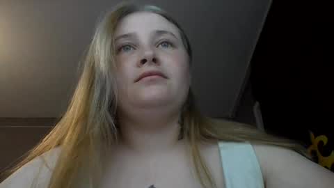 light_lunaa online show from 06/27/26, 03:28