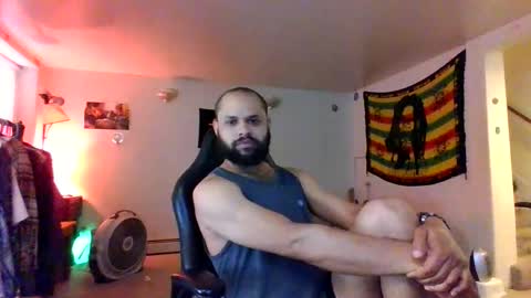 Snapshot of lightskinned666 chatting on 06/09/26, 04:29 lightskinned666 online show from 06/09/26, 04:29