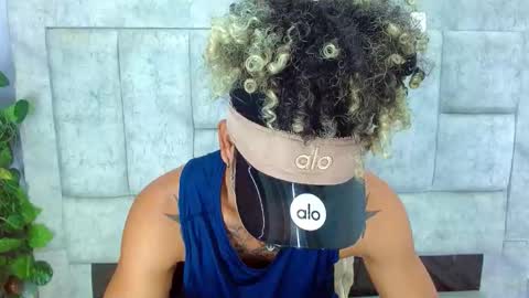 Lihan online show from 09/11/25, 12:38