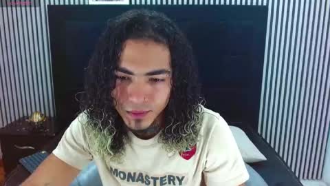 Lihan online show from 09/18/25, 12:51