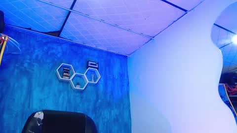 Daniel online show from 02/04/25, 03:57