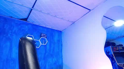 Daniel online show from 02/18/25, 04:05