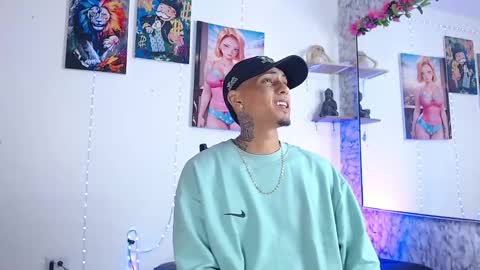 Daniel online show from 09/22/25, 01:35