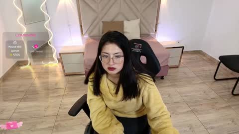 LIAH  online show from 01/17/25, 06:23