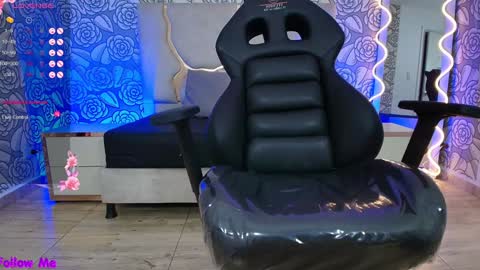 LIAH  online show from 02/07/25, 02:47