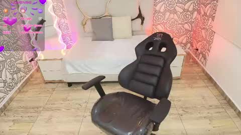 LIAH  online show from 02/12/25, 02:32