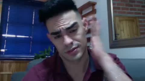 liiam online show from 11/30/25, 09:08