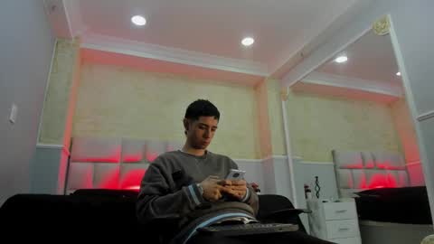 L I I A M online show from 02/17/25, 04:31