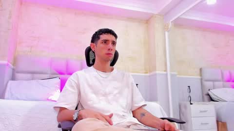 L I I A M online show from 03/05/25, 04:24