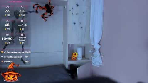         online show from 10/10/25, 11:42