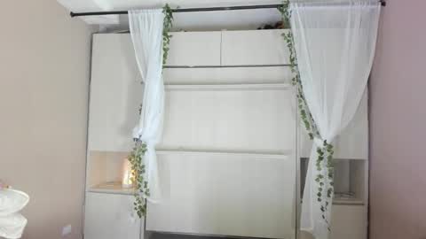         online show from 12/19/25, 11:39