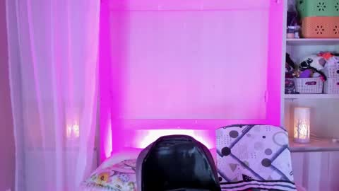         online show from 01/10/26, 11:45