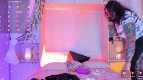         online show from 02/03/26, 11:54