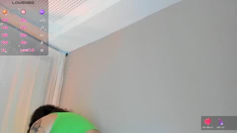 Snapshot of liiavega chatting on 05/18/26, 11:49 online show from 05/18/26, 11:49