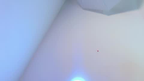Snapshot of liil_miia chatting on 06/02/26, 07:05 Miia online show from 06/02/26, 07:05