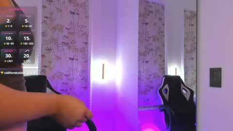 L I I L I I E online show from 05/25/26, 06:58