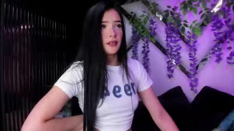 Snapshot of liinzy_rouse chatting on 03/10/26, 03:39 Brittany online show from 03/10/26, 03:39