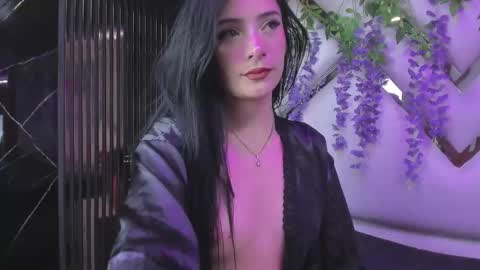 Snapshot of liinzy_rouse chatting on 04/04/26, 03:20 Brittany online show from 04/04/26, 03:20