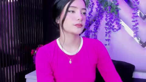 Snapshot of liinzy_rouse chatting on 04/08/26, 03:45 Brittany online show from 04/08/26, 03:45