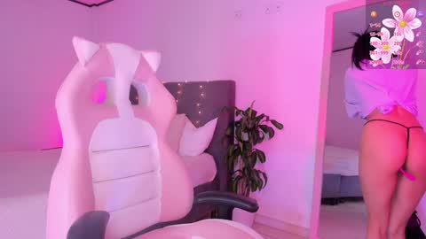 Snapshot of liittle_lollii chatting on 12/11/24, 01:15 Lolli  Please leave a thumbs up if you like it its important to me online show from 12/11/24, 01:15