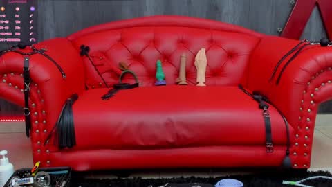 Nini - online show from 12/18/24, 12:40